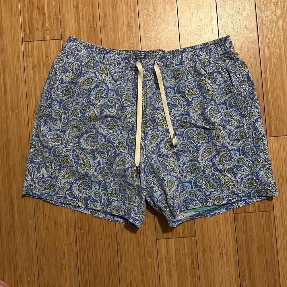 Fair Harbor Men’s Lined Shorts (Size XL)